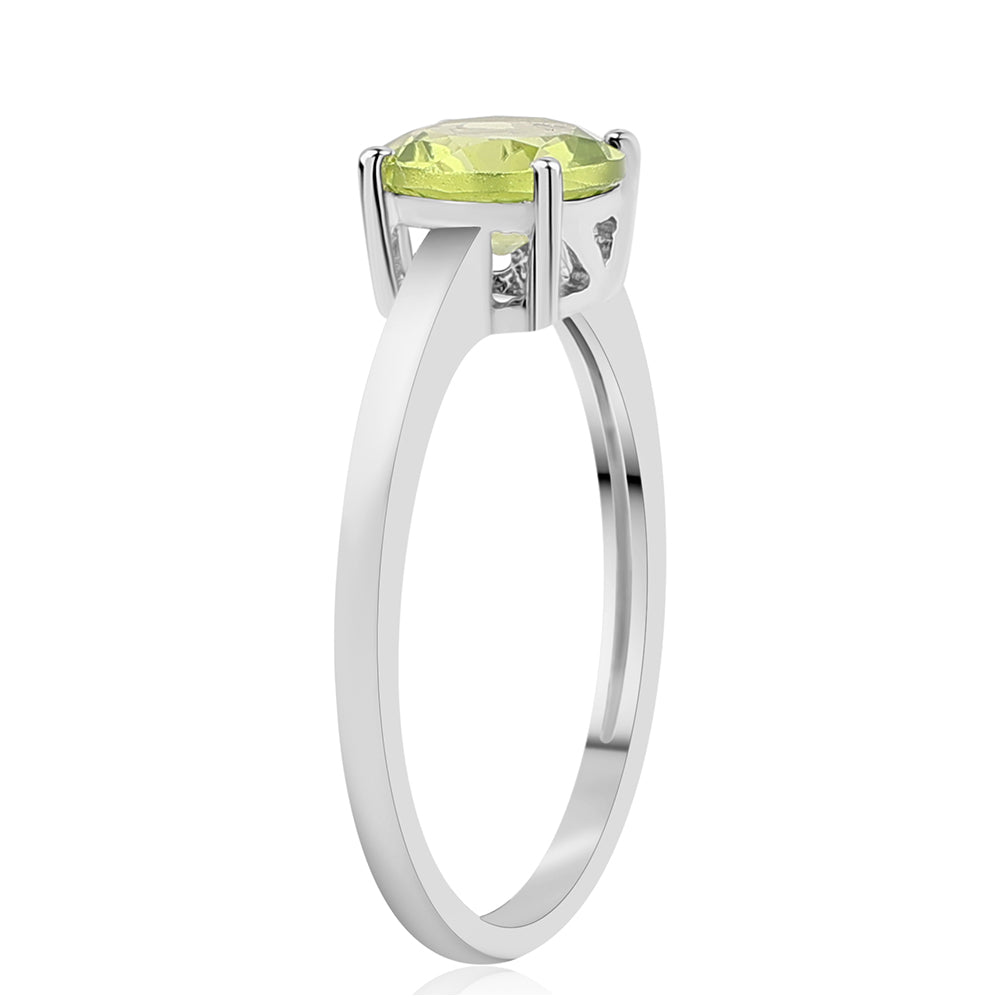 Anillo de Plata con Peridoto